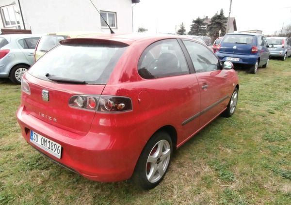 Seat Ibiza cena 7800 przebieg: 200000, rok produkcji 2006 z Gliwice małe 326